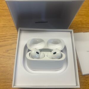 Wireless Earbuds with Charging Case - White